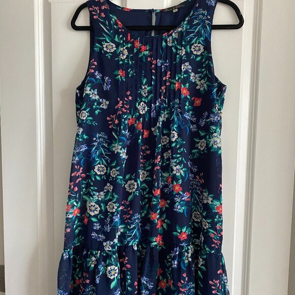 ROSE & OLIVE SUMMER LIGHTWEIGHT BLUE FLORAL A-STYLE SWING DRESS SIZE M - Picture 2 of 10